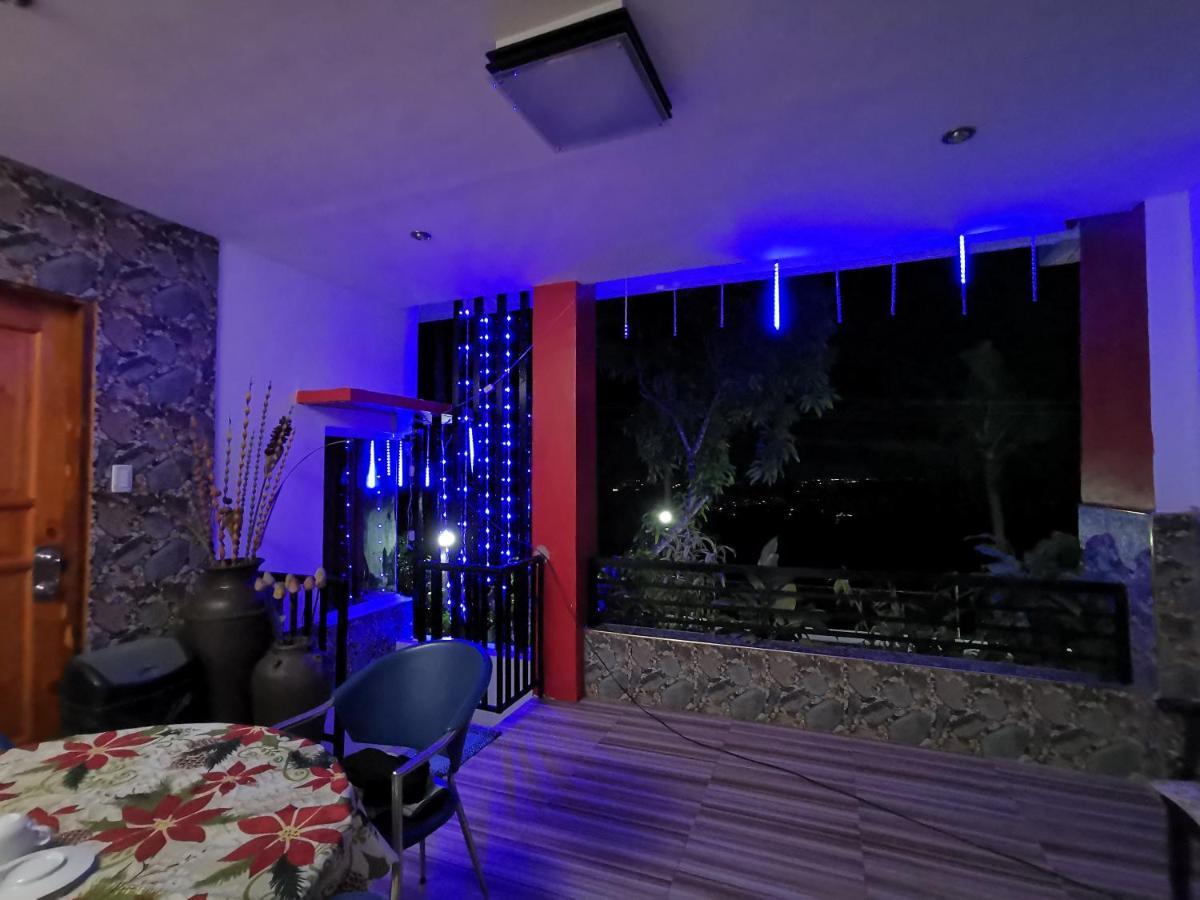 Country Bug Inn Tagaytay City Eksteriør billede