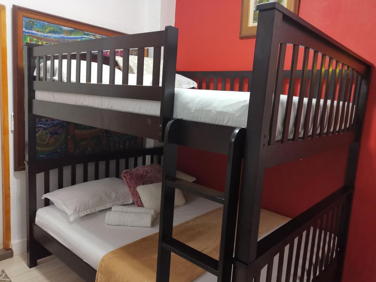 Country Bug Inn Tagaytay City Eksteriør billede