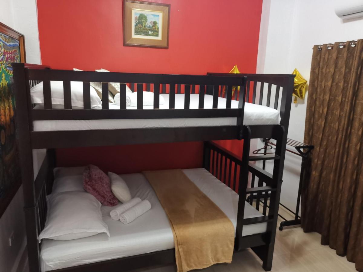 Country Bug Inn Tagaytay City Eksteriør billede