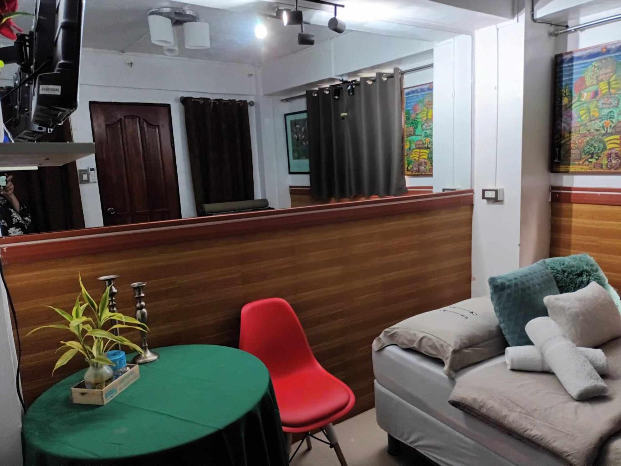 Country Bug Inn Tagaytay City Eksteriør billede